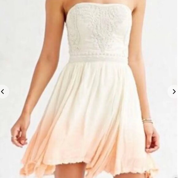 Ecote NWT Pink Sunset Ombré Beaded Mini Dress - Size M - Picture 3 of 8